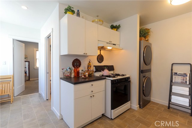 Detail Gallery Image 11 of 23 For 926 928 Newport, Long Beach,  CA 90804 - – Beds | – Baths