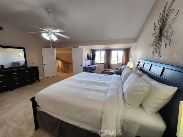 Image 36 of 43 For 41786 Woodhaven Drive