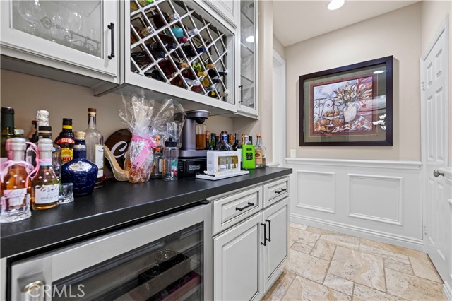 Detail Gallery Image 12 of 69 For 24229 Reyes Adobe Way, Valencia,  CA 91354 - 5 Beds | 4/1 Baths