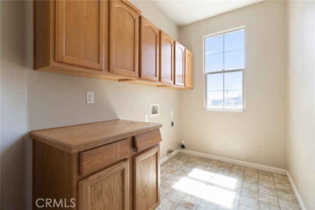 Detail Gallery Image 15 of 27 For 375 Lilac Ln, Livingston,  CA 95334 - 3 Beds | 2 Baths