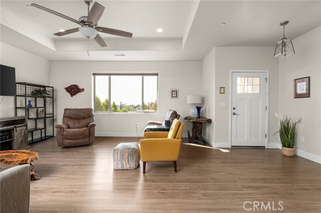 Detail Gallery Image 3 of 39 For 638 Circlewood, Paradise,  CA 95969 - 3 Beds | 2 Baths