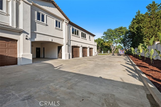 12 Hunter, Coto de Caza CA: https://media.crmls.org/medias/2842f1bf-20dd-4f25-b1b8-06669becf970.jpg