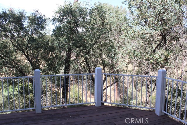20995 Powder Horn Road, Hidden Valley Lake CA: https://media.crmls.org/medias/28437205-b321-4d37-a38c-043155ab9a0d.jpg