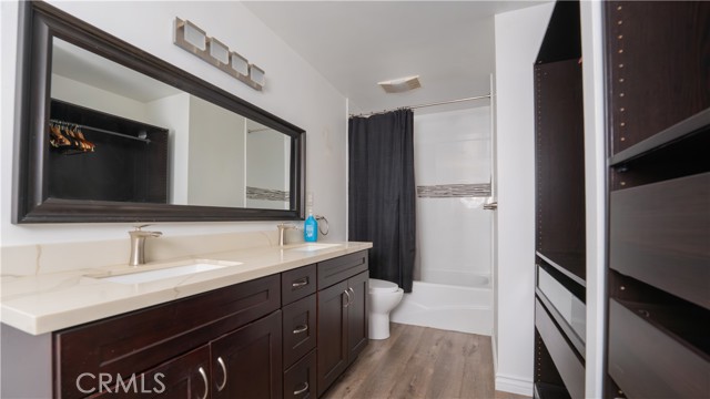 Detail Gallery Image 8 of 12 For 102 Scholz #37,  Newport Beach,  CA 92663 - 1 Beds | 1 Baths