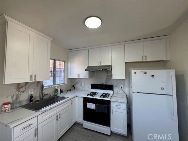 Detail Gallery Image 17 of 30 For 2326 Elmgrove, Los Angeles,  CA 90031 - 7 Beds | 3 Baths