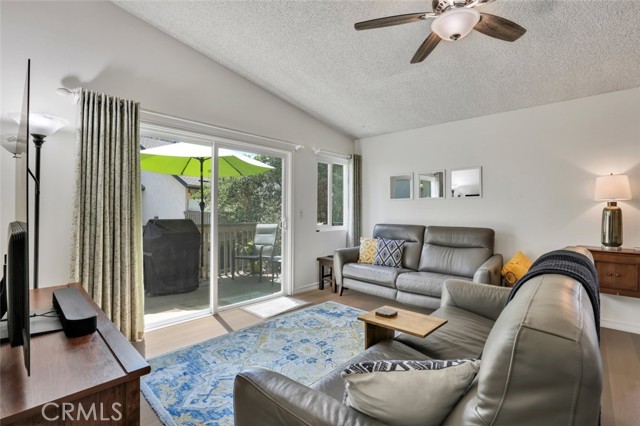26058 Serrano Court, Lake Forest CA: https://media.crmls.org/medias/28450ad8-6bac-4d72-a0b0-f2abcaae3131.jpg