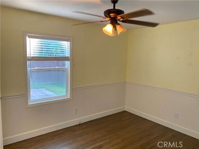 341 N Pine Street, Orange CA: https://media.crmls.org/medias/28456903-b6e4-454f-842a-77562991eed8.jpg