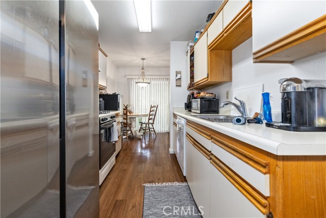 41 Thomas Court, Templeton CA: https://media.crmls.org/medias/28459c3f-2f9d-497e-977a-7061ba2f904c.jpg
