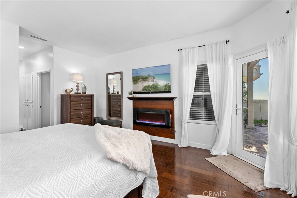 MLS #OC25259216 image #27