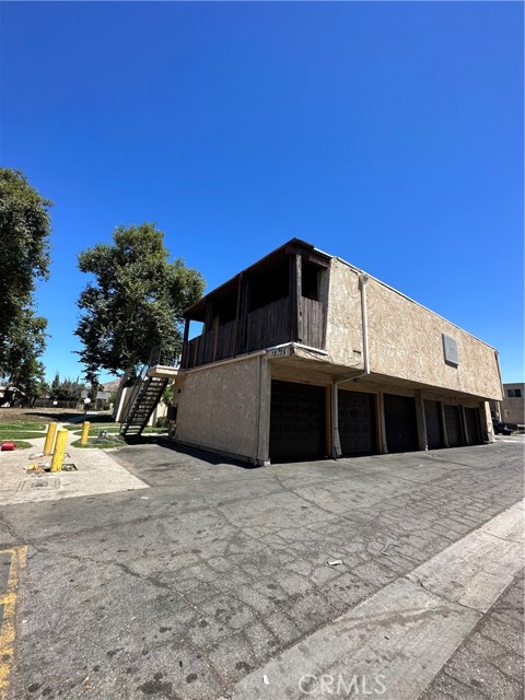MLS# OC23153682