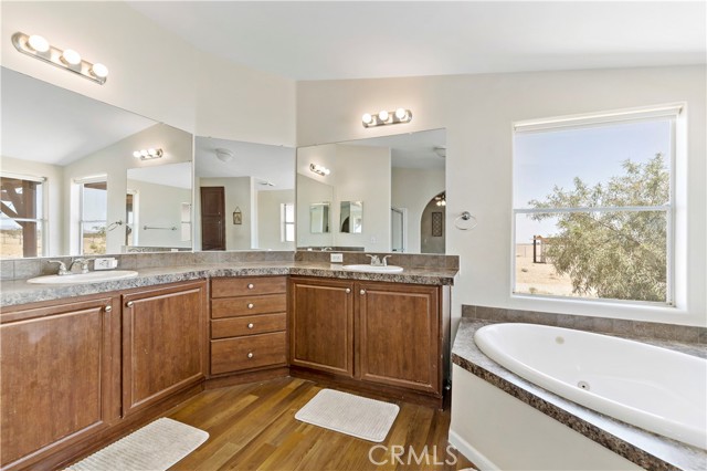 Detail Gallery Image 23 of 38 For 61375 Leslie Ln, Landers,  CA 92285 - 4 Beds | 2/1 Baths