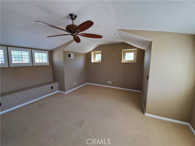7 Wood Barn Road