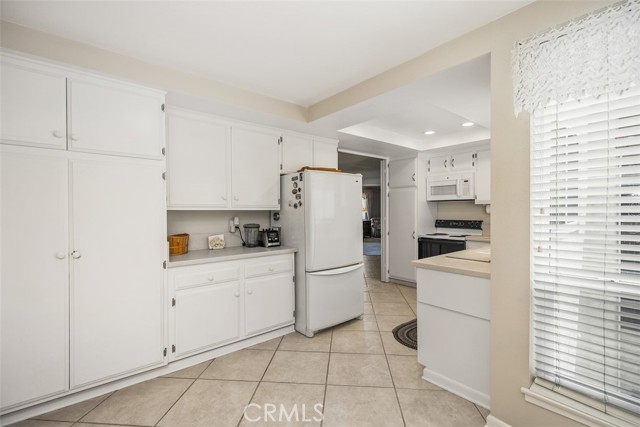 Detail Gallery Image 23 of 52 For 2388 via Mariposa West 3h,  Laguna Woods,  CA 92637 - 3 Beds | 2 Baths