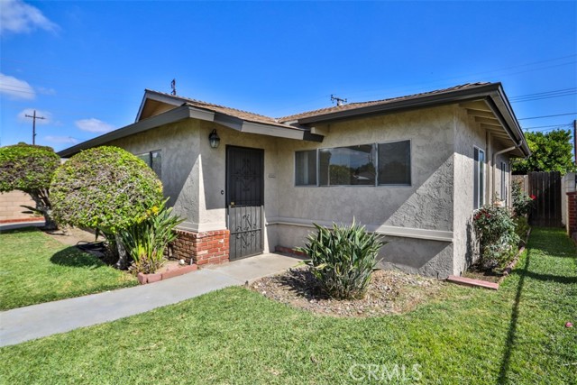 Detail Gallery Image 4 of 40 For 13611 Rockenbach St, Baldwin Park,  CA 91706 - 3 Beds | 1/1 Baths