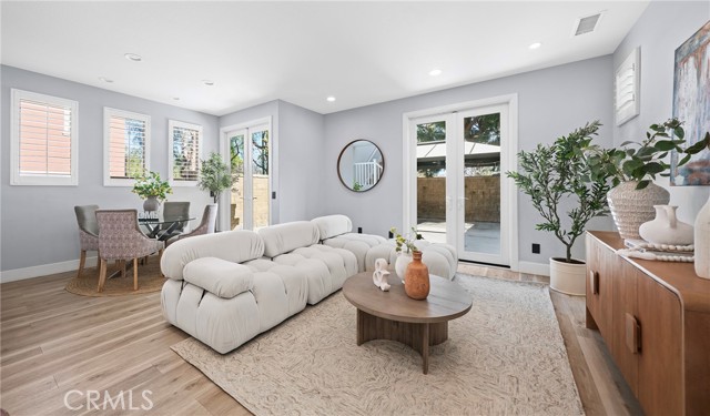 Detail Gallery Image 11 of 20 For 328 Flyers Ln, Tustin,  CA 92782 - 3 Beds | 2/1 Baths