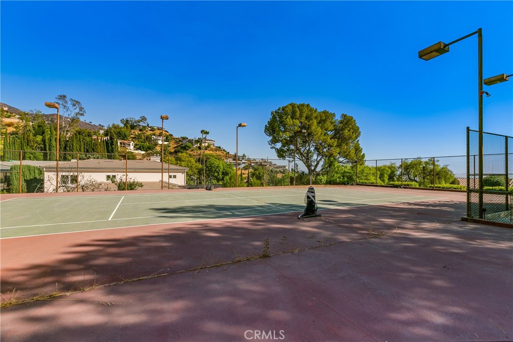 2848B90F 4939 4478 B758 449A887F68D6 652 Robin Glen Drive, Glendale, Ca 91202 &Lt;Span Style='BackgroundColor:transparent;Padding:0Px;'&Gt; &Lt;Small&Gt; &Lt;I&Gt; &Lt;/I&Gt; &Lt;/Small&Gt;&Lt;/Span&Gt;