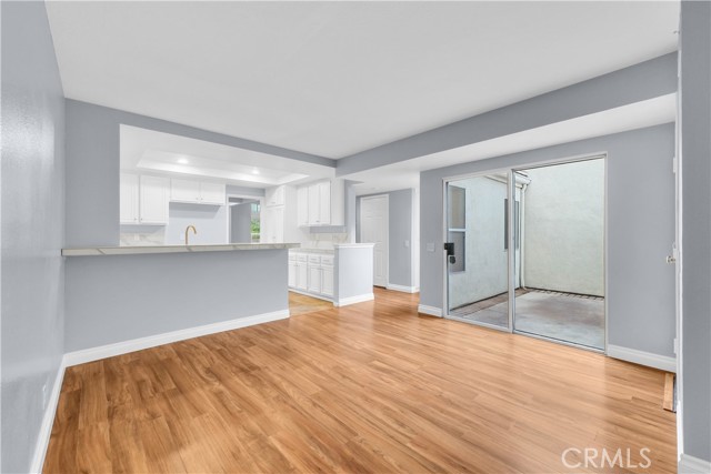 Detail Gallery Image 9 of 24 For 4 Wellesley, Irvine,  CA 92612 - 2 Beds | 2/1 Baths