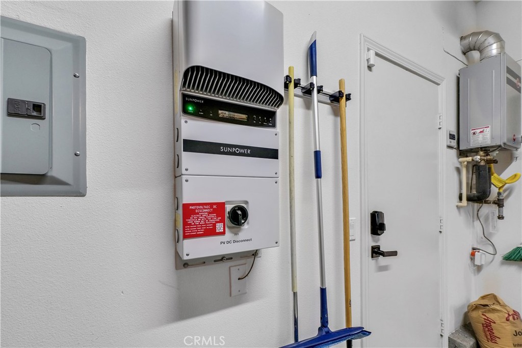 28495aa5 0ba5 4982 8fe0 F449649136ab