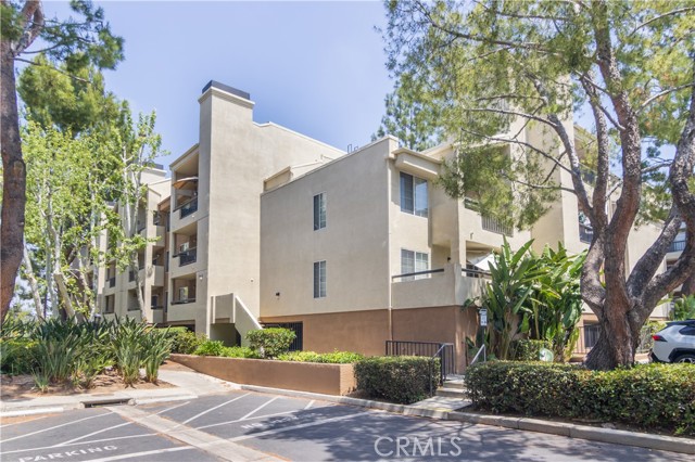 Detail Gallery Image 20 of 21 For 21500 Burbank Blvd #126,  Woodland Hills,  CA 91367 - 1 Beds | 1 Baths