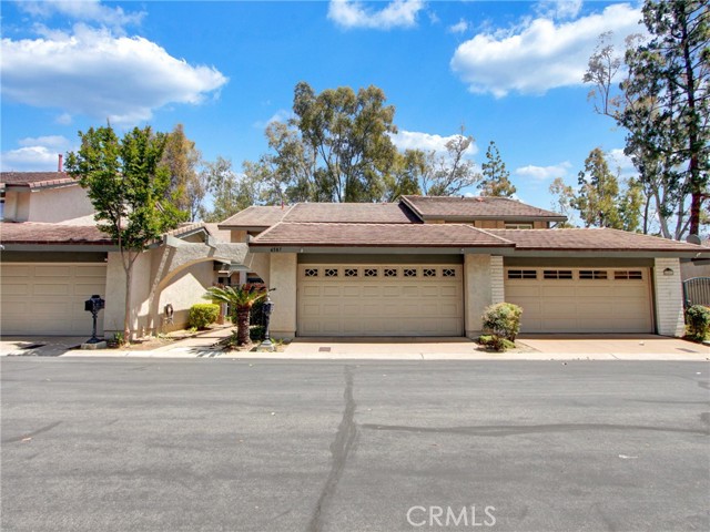Detail Gallery Image 1 of 29 For 6587 E via Fresco, Anaheim Hills,  CA 92807 - 3 Beds | 3 Baths