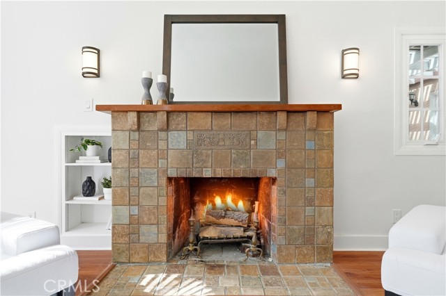 Detail Gallery Image 6 of 8 For 3408 Troy, Los Angeles,  CA 90068 - 3 Beds | 2 Baths