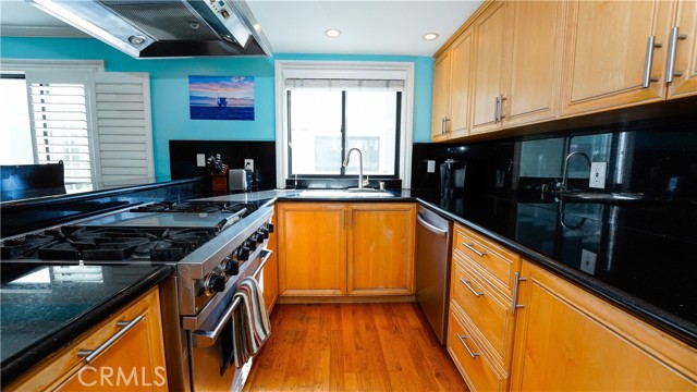 716 Catalina Avenue, Redondo Beach, California 90277, 3 Bedrooms Bedrooms, ,3 BathroomsBathrooms,Residential,Sold,Catalina,DW22220315