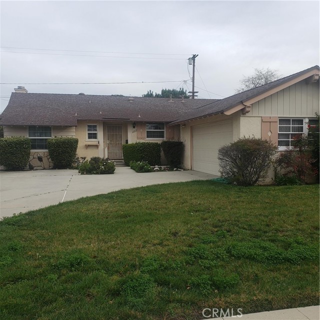 20939 Strathern Street photo 2
