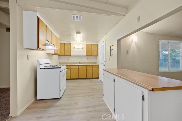 25347 Union Street, San Bernardino CA: https://media.crmls.org/medias/284af5f5-ff2e-42ac-b0c0-d7665d81e605.jpg