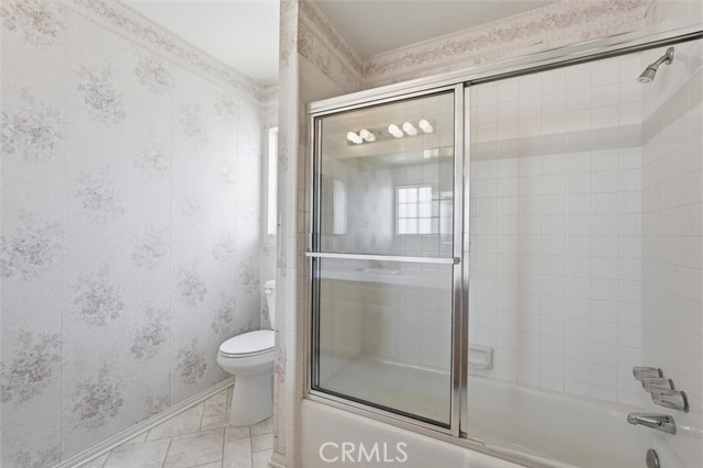 Detail Gallery Image 38 of 46 For 2106 Dufour Ave #1,  Redondo Beach,  CA 90278 - 3 Beds | 2/1 Baths