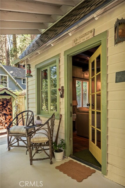 655 Cottage Grove Drive, Lake Arrowhead, CA 92352