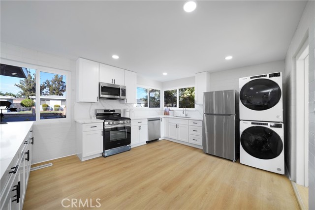 Detail Gallery Image 15 of 24 For 14816 Lanning Dr, Whittier,  CA 90604 - 2 Beds | 2 Baths