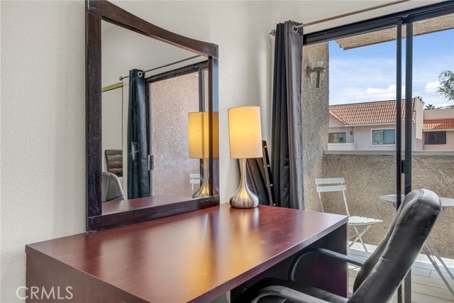 Detail Gallery Image 21 of 39 For 10943 Laurel Canyon #B9,  San Fernando,  CA 91340 - 2 Beds | 2 Baths