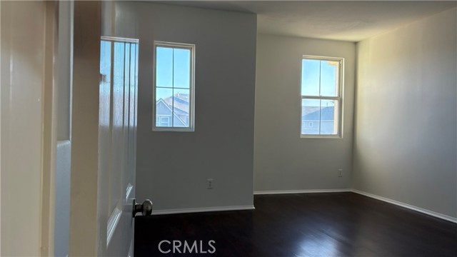 Detail Gallery Image 15 of 29 For 14500 Alder, Corona,  CA 92880 - 5 Beds | 4/1 Baths