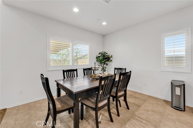 16252 Gibson Street, Victorville CA: https://media.crmls.org/medias/284ebb68-2602-421c-9128-ce1f640eb69c.jpg