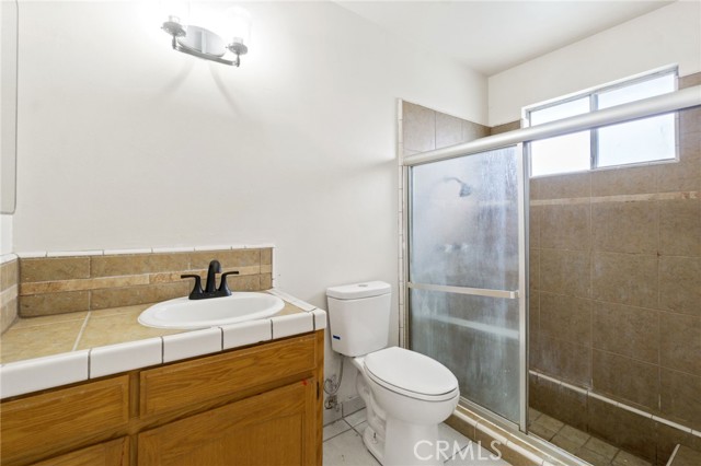 Detail Gallery Image 28 of 37 For 2738 S Fairway Ct, Visalia,  CA 93277 - 3 Beds | 2/1 Baths