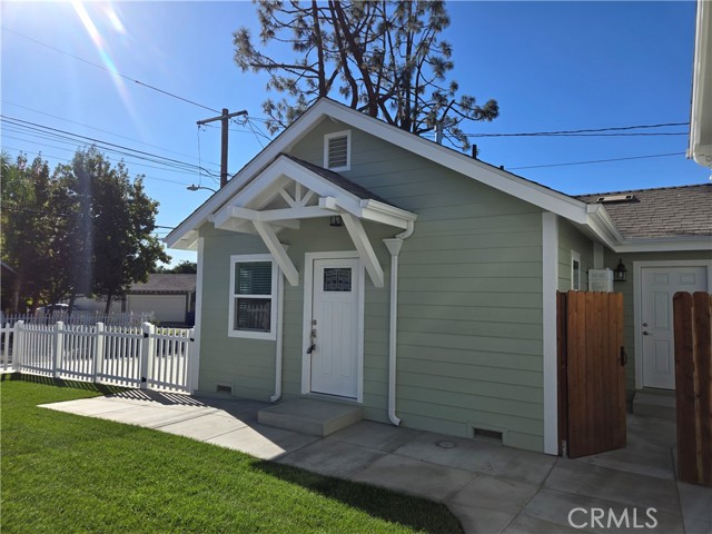 Detail Gallery Image 2 of 14 For 119 Norumbega Dr #1,  Monrovia,  CA 91016 - 1 Beds | 1 Baths
