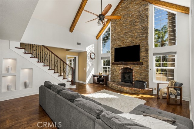 Detail Gallery Image 9 of 75 For 33486 Wild Lilac Rd, Menifee,  CA 92584 - 6 Beds | 4/1 Baths