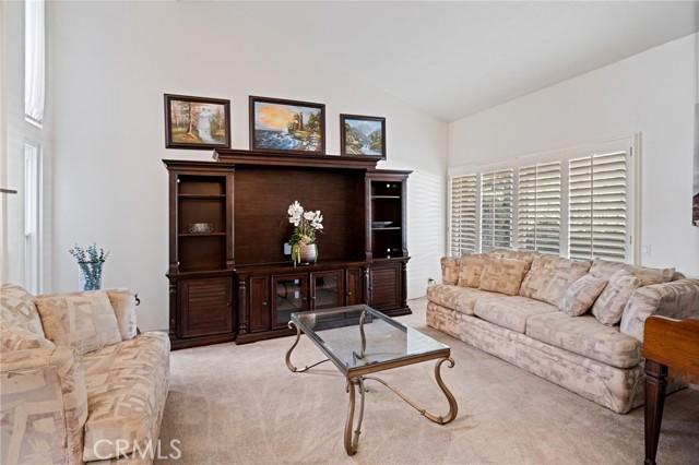 Detail Gallery Image 5 of 29 For 16862 Roxdale Dr, Yorba Linda,  CA 92886 - 4 Beds | 3 Baths