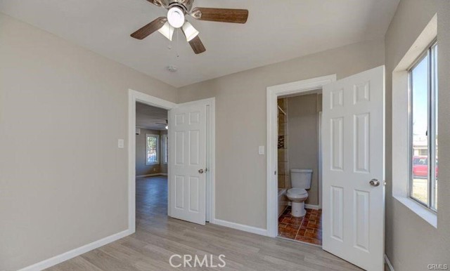 Detail Gallery Image 6 of 18 For 542 W 105th St, Los Angeles,  CA 90044 - 4 Beds | 3 Baths