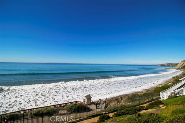 33771 Cabrillo, Dana Point CA: https://media.crmls.org/medias/28516b45-3ff1-4cd0-92a8-19894aaa25e3.jpg