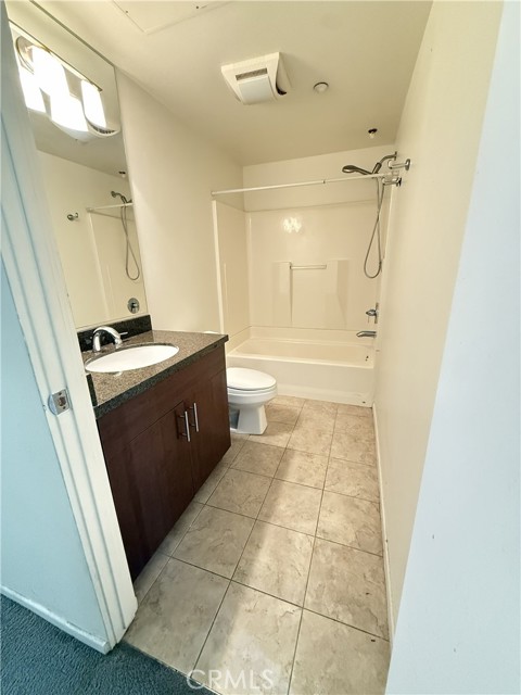 Detail Gallery Image 15 of 25 For 2864 Sunset #205,  Los Angeles,  CA 90005 - 2 Beds | 2/1 Baths