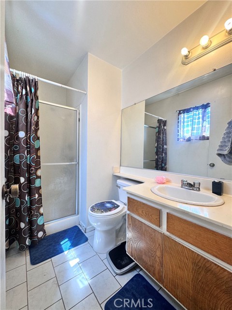Detail Gallery Image 18 of 21 For 9620 Sepulveda Bld #39,  North Hills,  CA 91343 - 2 Beds | 2/1 Baths