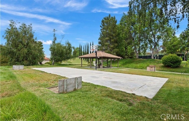 Detail Gallery Image 24 of 26 For 26172 Rainbow Glen, Newhall,  CA 91321 - 2 Beds | 2 Baths