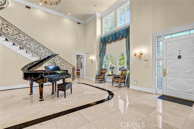 Detail Gallery Image 6 of 56 For 2290 Lombardy, San Marino,  CA 91108 - 5 Beds | 5 Baths