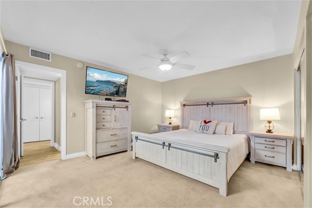 Image 18 of 35 For 6437 Calle Del Norte