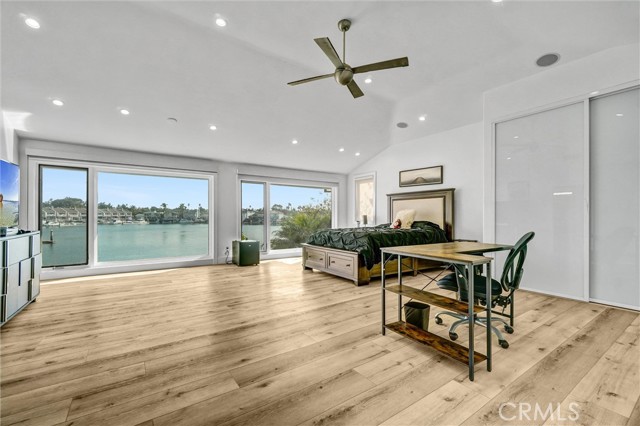 Detail Gallery Image 32 of 58 For 16412 Ardsley Cir, Huntington Beach,  CA 92649 - 4 Beds | 3/1 Baths