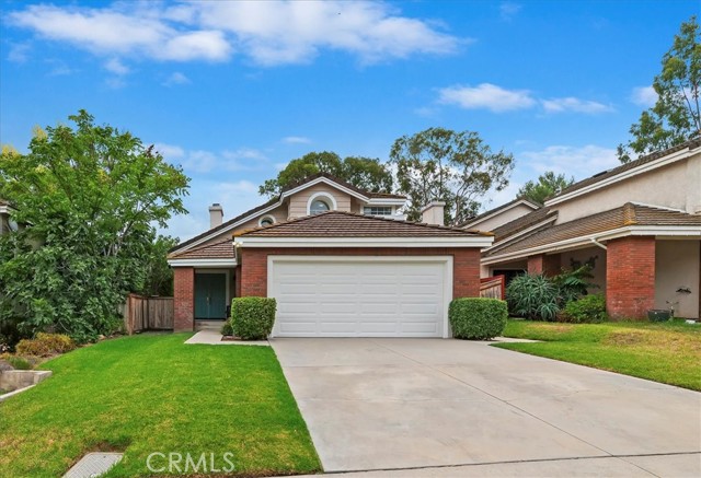 Detail Gallery Image 2 of 27 For 17640 Mountain Ct, Riverside,  CA 92503 - 3 Beds | 3 Baths