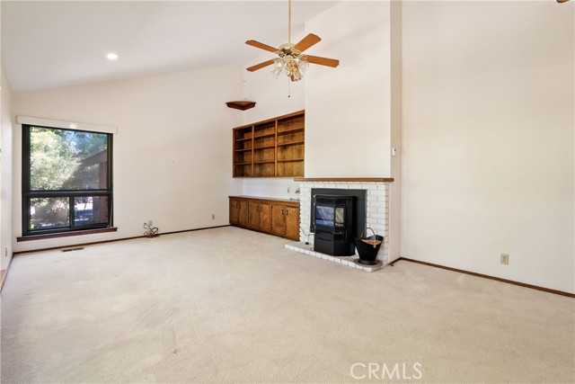 2480 Ardilla Road, Atascadero CA: https://media.crmls.org/medias/28567cc4-5513-445e-8a51-395b2438ae96.jpg