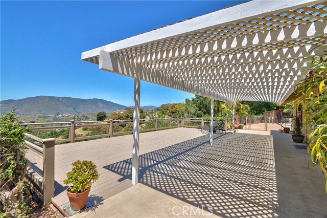 Detail Gallery Image 18 of 31 For 1659 Willow Glen Rd, Fallbrook,  CA 92028 - 3 Beds | 2 Baths