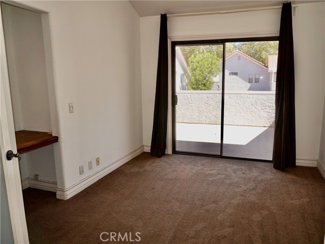 Detail Gallery Image 20 of 35 For 6609 Poppyview Dr, Oak Park,  CA 91377 - 3 Beds | 2/1 Baths